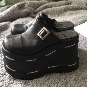 COPY - 90s platform shoes La Mode size 7.5